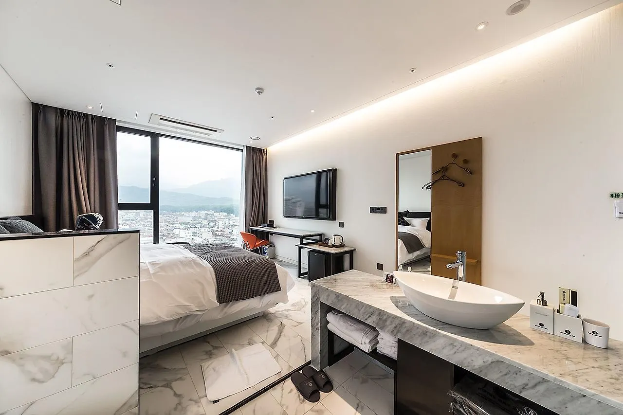 Dobong Hotel Bay 204 Seoul South Korea