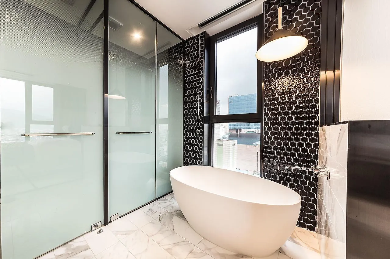 ***  Dobong Hotel Bay 204 Seoul South Korea